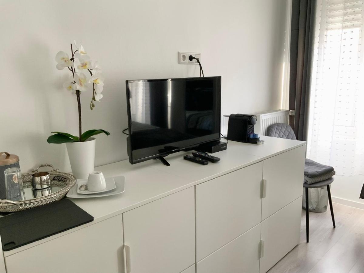 Executive Double Room With En-Suite City Centre In Guest House R1 Luxembourg Exterior photo